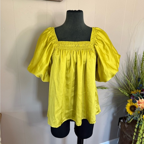 entro Tops - Entro • Chartreuse Square Neck Puff Sleeve Blouse